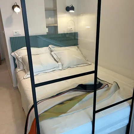 Apartment Designer Frame *